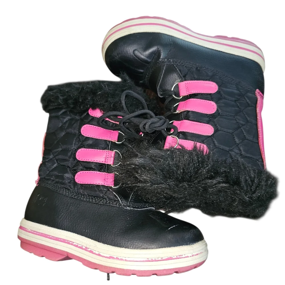 Rugged Outback Kids Black and Pink Winter Boots